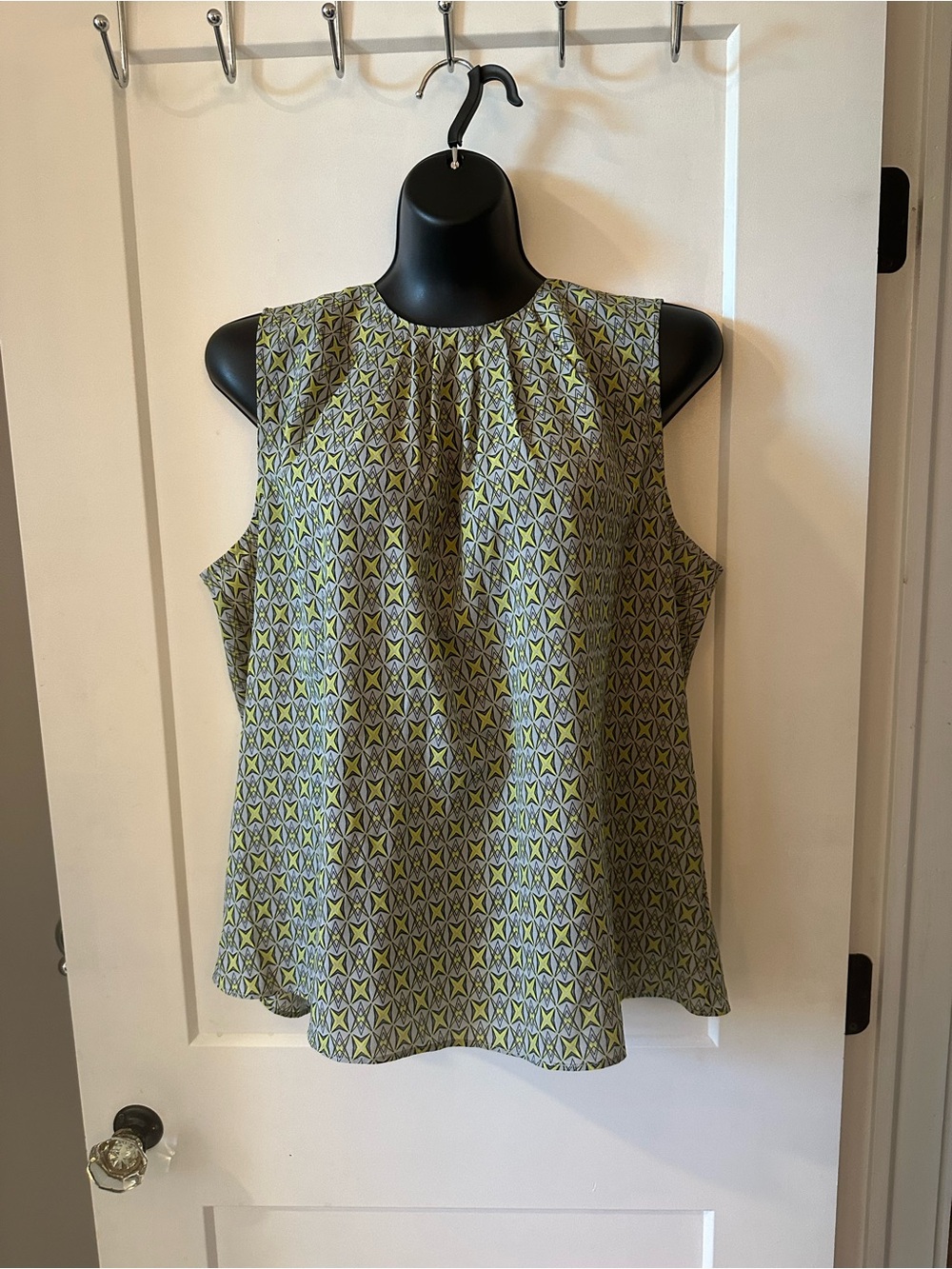 Sleeveless Star Print XL Blouse - Yellow and Black